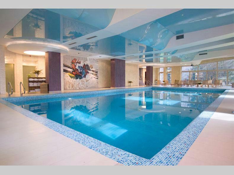 Hotel Park イヴァニツァ エクステリア 写真